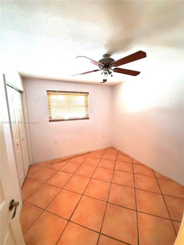 690 SW 120th Ave, Miami, FL 33184