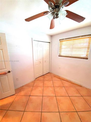 690 SW 120th Ave, Miami, FL 33184