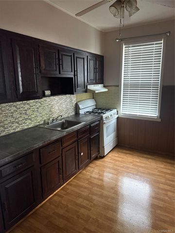 5722 65th Street, Maspeth, NY 11378