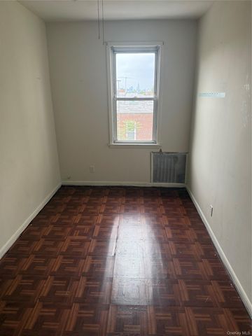 5722 65th Street, Maspeth, NY 11378