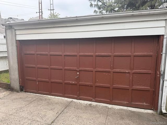 5722 65th Street, Maspeth, NY 11378