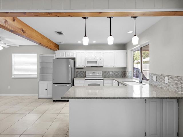 2309 Norwich Court, Arlington, TX 76015