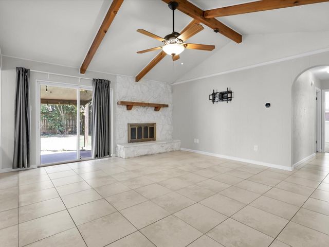 2309 Norwich Court, Arlington, TX 76015