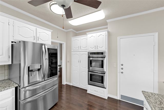 2929 Waterford Drive, Irving, TX 75063