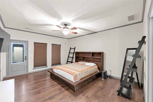 2929 Waterford Drive, Irving, TX 75063