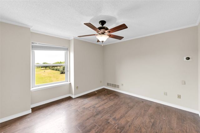 2929 Waterford Drive, Irving, TX 75063