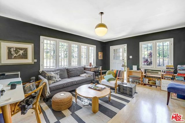 4326 Gateway Avenue, Los Angeles, CA 90029
