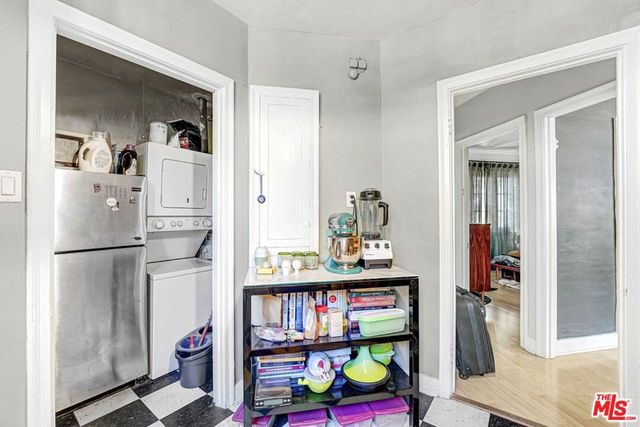 4326 Gateway Avenue, Los Angeles, CA 90029