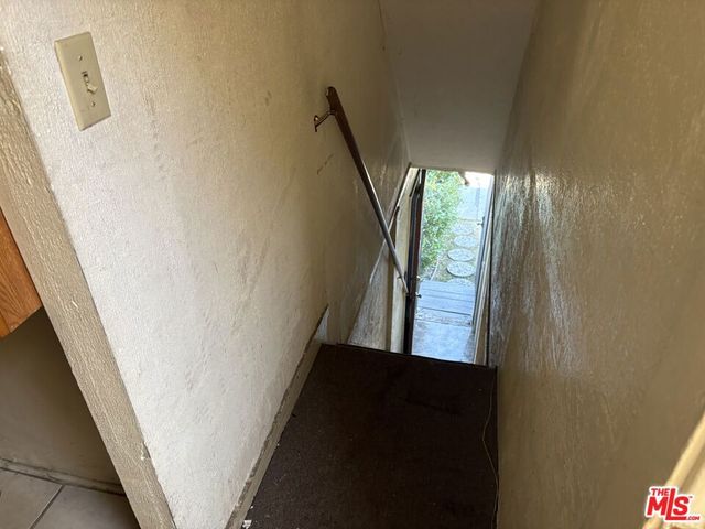 4326 Gateway Avenue, Los Angeles, CA 90029