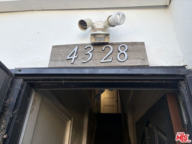 4326 Gateway Avenue, Los Angeles, CA 90029