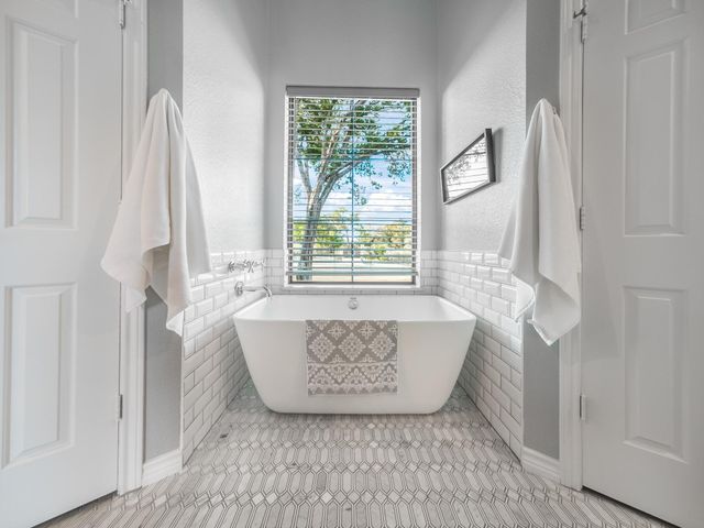 6505 Epping Forest CV, Austin, TX 78730