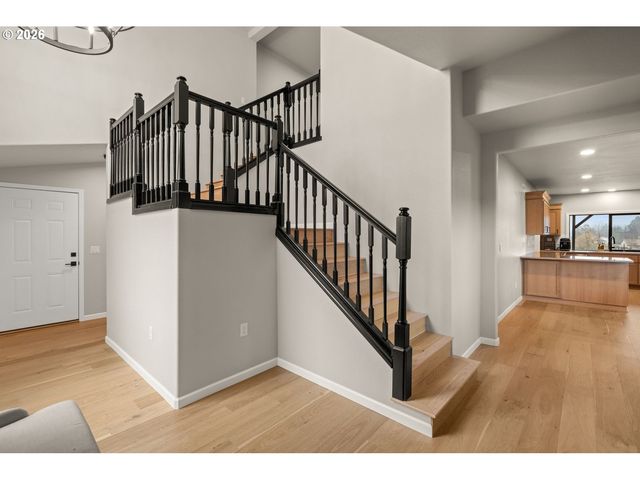 1030 SW River Mist Ln, Grants Pass, OR 97527