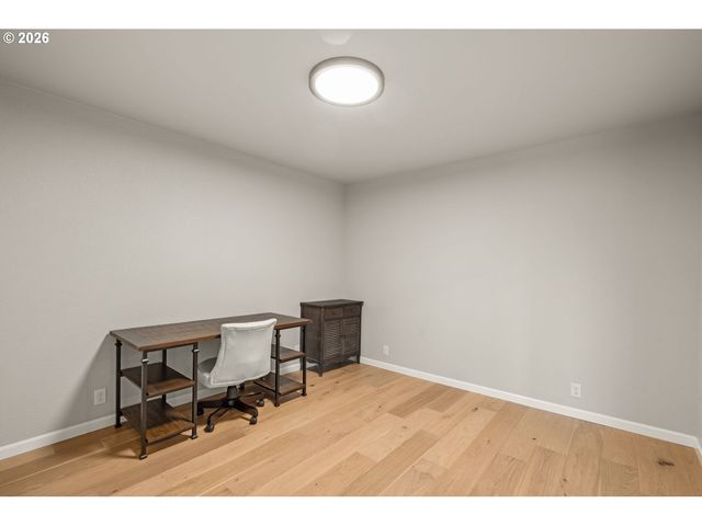 1030 SW River Mist Ln, Grants Pass, OR 97527