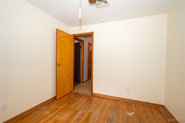 7337 Bear Ridge Road, Pendleton, NY 14120