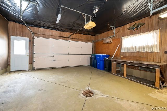 7337 Bear Ridge Road, Pendleton, NY 14120