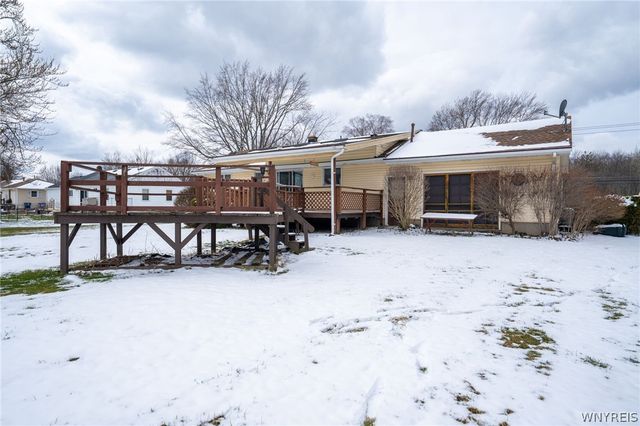 7337 Bear Ridge Road, Pendleton, NY 14120