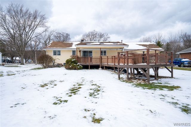 7337 Bear Ridge Road, Pendleton, NY 14120