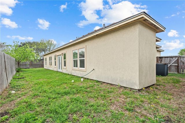 5410 Nicole Ct, Corpus Christi, TX 78415