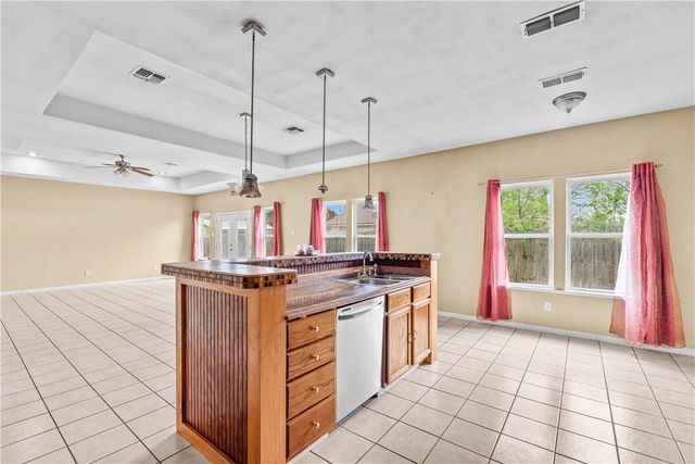 5410 Nicole Ct, Corpus Christi, TX 78415