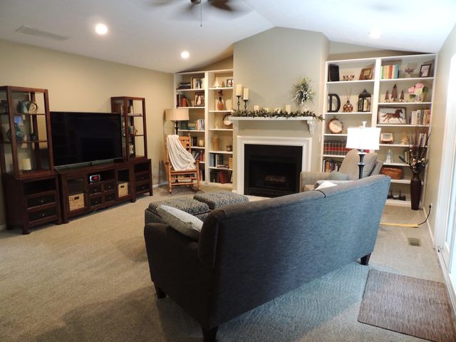 370 Garden Point Drive, Frankfort, KY 40601