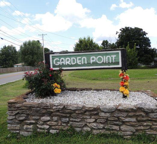 370 Garden Point Drive, Frankfort, KY 40601
