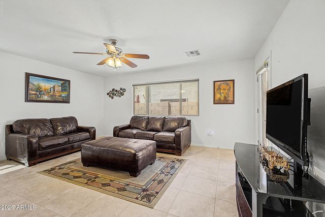 2565 E SOUTHERN Avenue 84, Mesa, AZ 85204