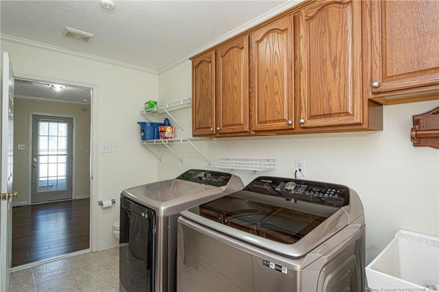 5700 Trotter Court, Hope Mills, NC 28348
