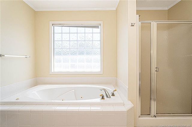 5700 Trotter Court, Hope Mills, NC 28348