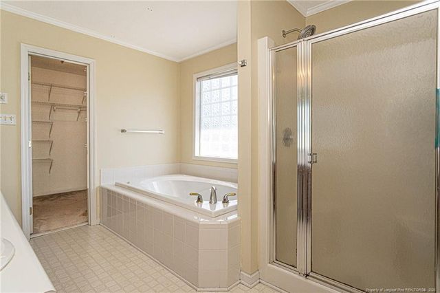 5700 Trotter Court, Hope Mills, NC 28348