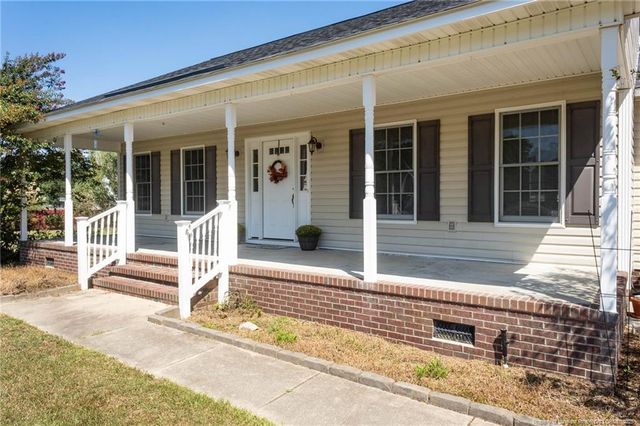5700 Trotter Court, Hope Mills, NC 28348