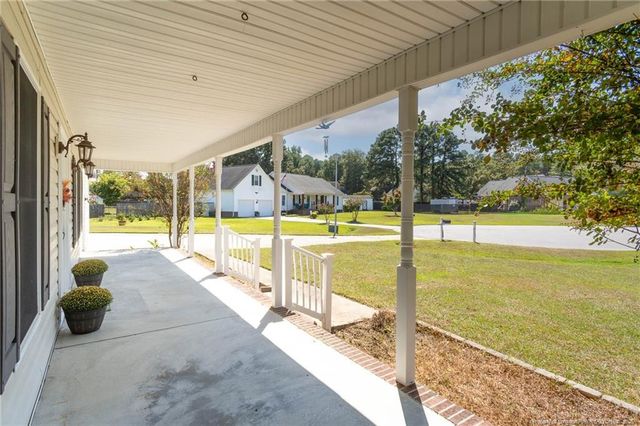 5700 Trotter Court, Hope Mills, NC 28348