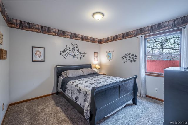 4250 Phillips Road, Hadley Township, MI 48455