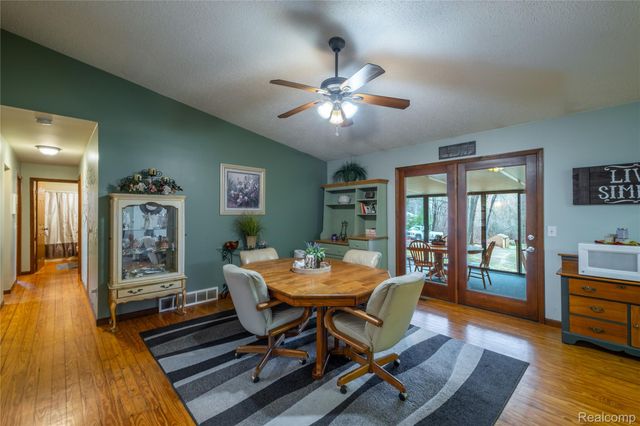 4250 Phillips Road, Hadley Township, MI 48455