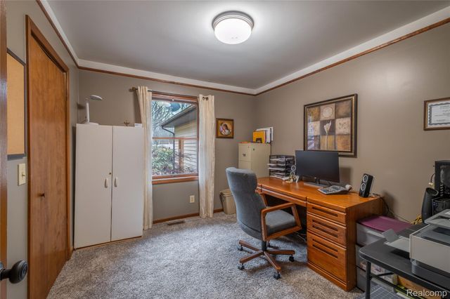 4250 Phillips Road, Hadley Township, MI 48455