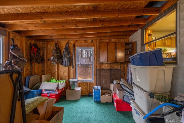 4250 Phillips Road, Hadley Township, MI 48455