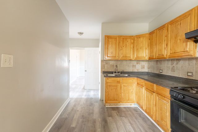 8411 S Elizabeth Street, Chicago, IL 60620