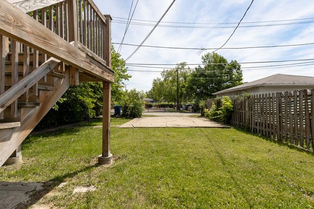 8411 S Elizabeth Street, Chicago, IL 60620