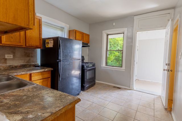 8411 S Elizabeth Street, Chicago, IL 60620