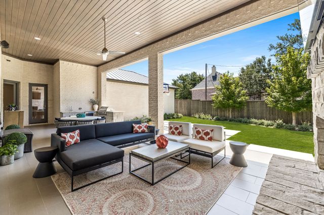 5628 Lindenshire Lane, Dallas, TX 75230