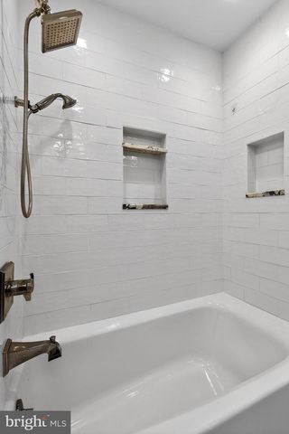 35 ORIOLE WAY, Moorestown, NJ 08057
