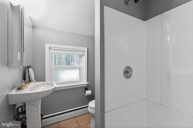 35 ORIOLE WAY, Moorestown, NJ 08057
