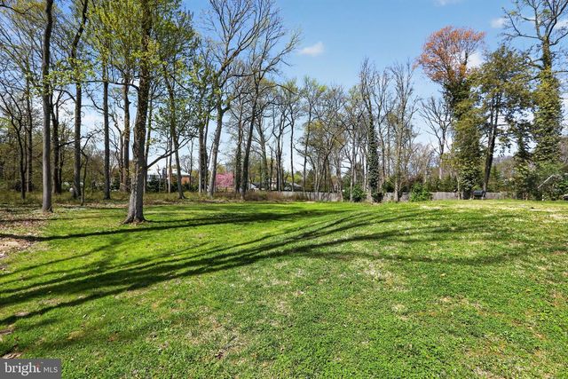 35 ORIOLE WAY, Moorestown, NJ 08057