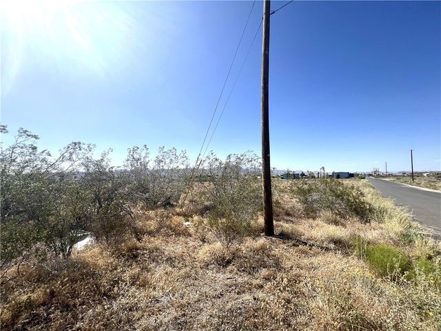 311-10-087 Berry Avenue, Kingman, AZ 86401