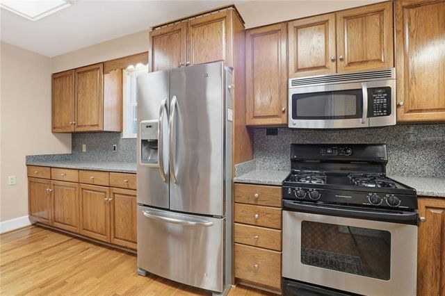 1333 E 52nd Street, Savannah, GA 31404