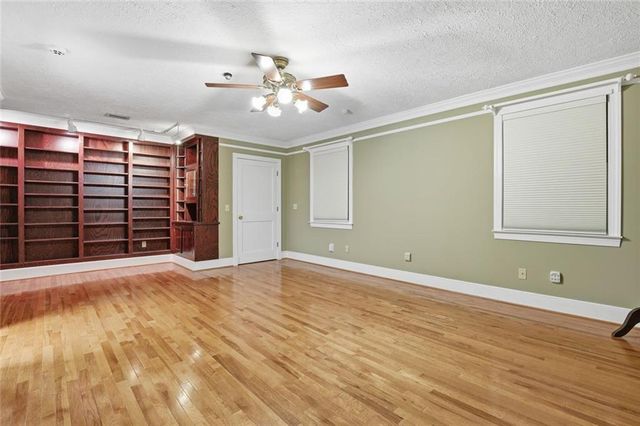 1333 E 52nd Street, Savannah, GA 31404