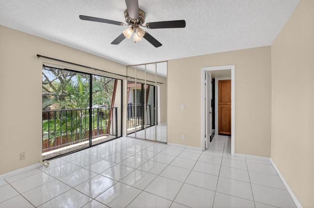 1565 Augusta Circle 103, Delray Beach, FL 33445