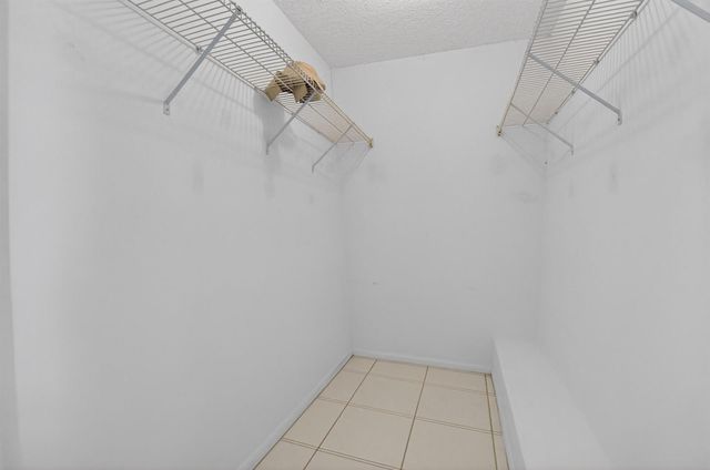 1565 Augusta Circle 103, Delray Beach, FL 33445