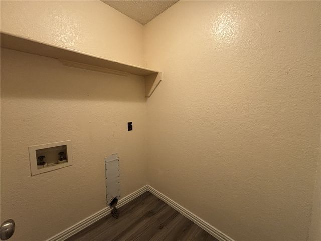 607 Sherman Drive, Mansfield, TX 76063