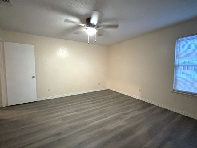 607 Sherman Drive, Mansfield, TX 76063