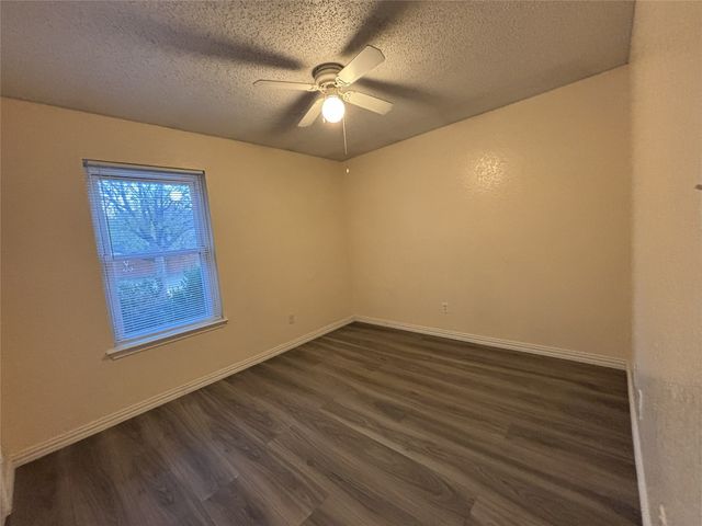 607 Sherman Drive, Mansfield, TX 76063